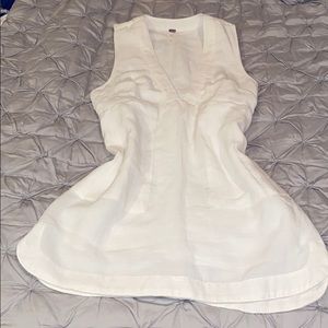 White/crème summer dress